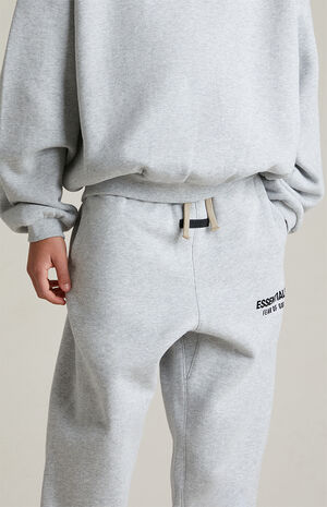 Fear of God Essentials Fleece Essential Sweatpant Light Heather Gray
