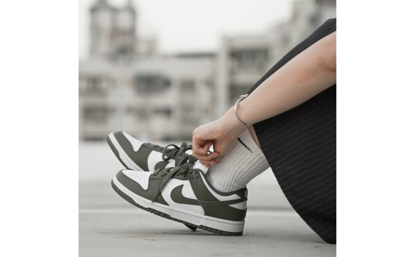 Nike Dunk Low Medium Olive