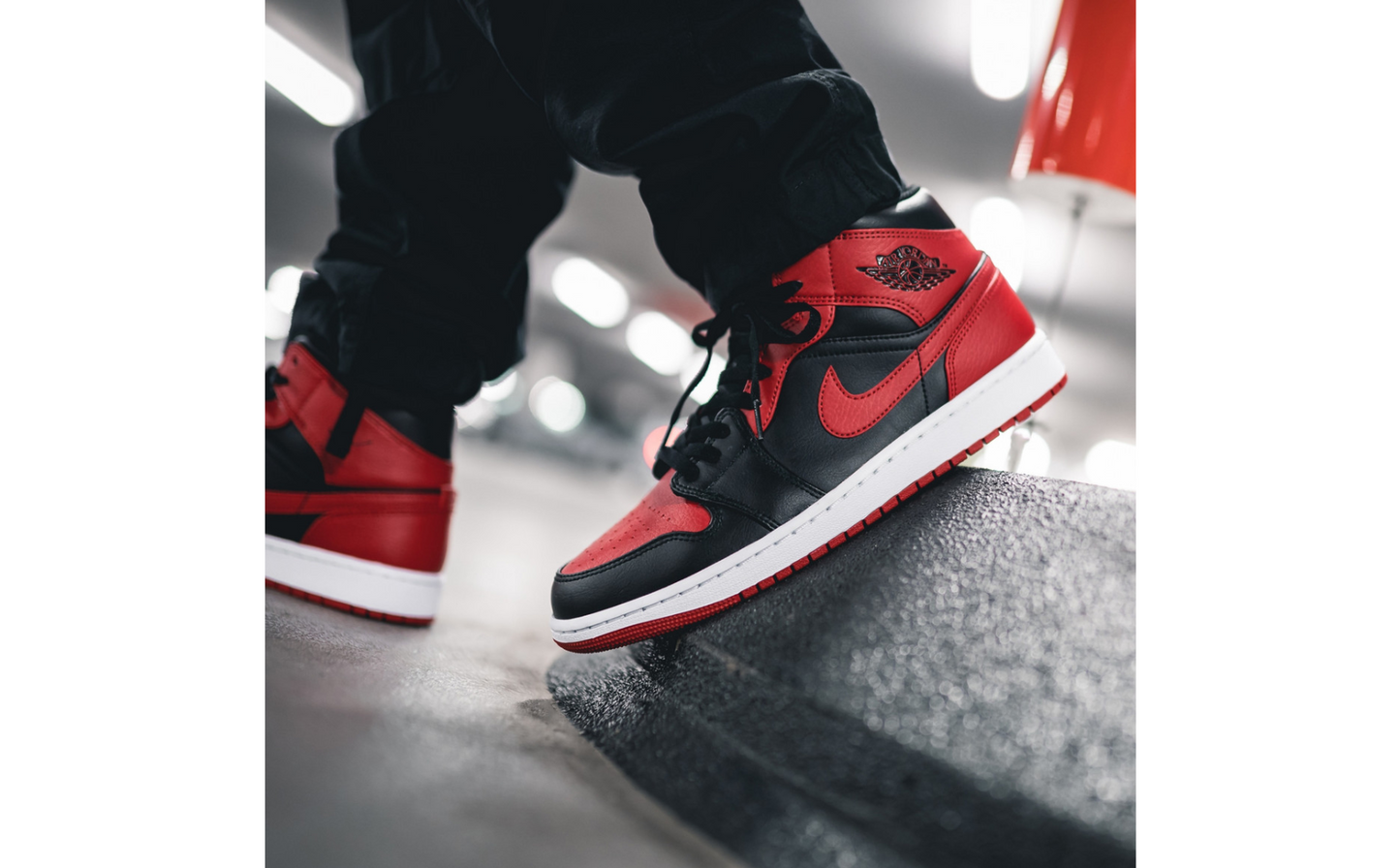 Jordan 1 Mid Banned GS