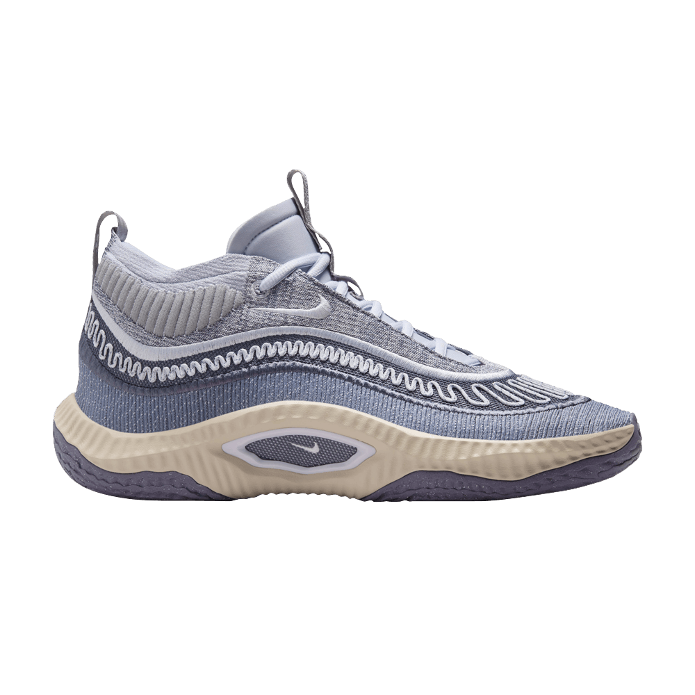 Nike Cosmic Unity 3 Be True To Her School