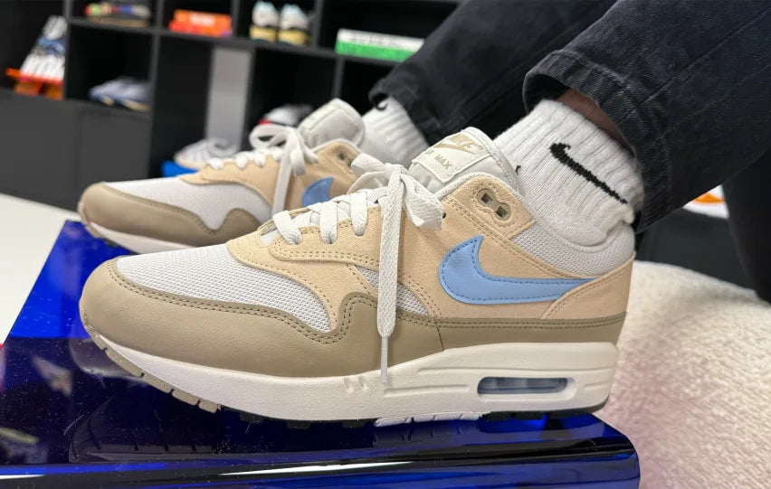 Nike Air Max 1 Essential Light Bone/Psychic Blue