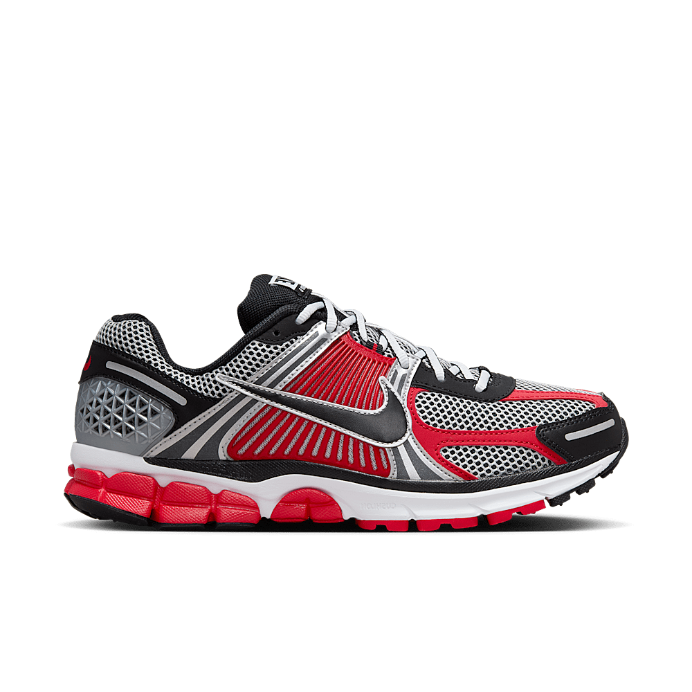 Nike Zoom Vomero 5 Metallic Silver University Red