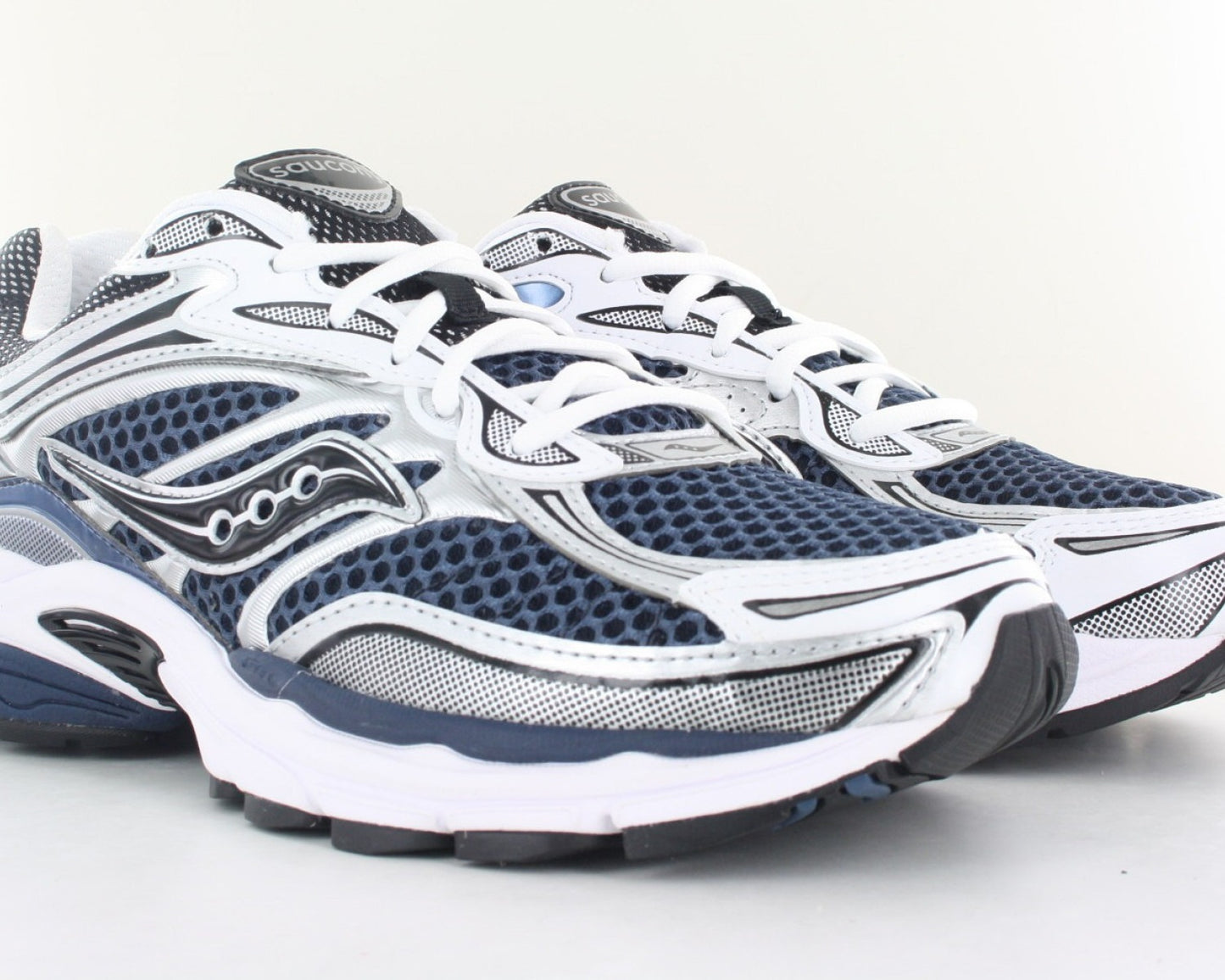 Saucony ProGrid Omni 9 Deep Navy