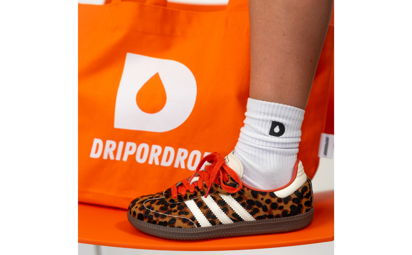 Adidas Samba OG Preloved Red Leopard
