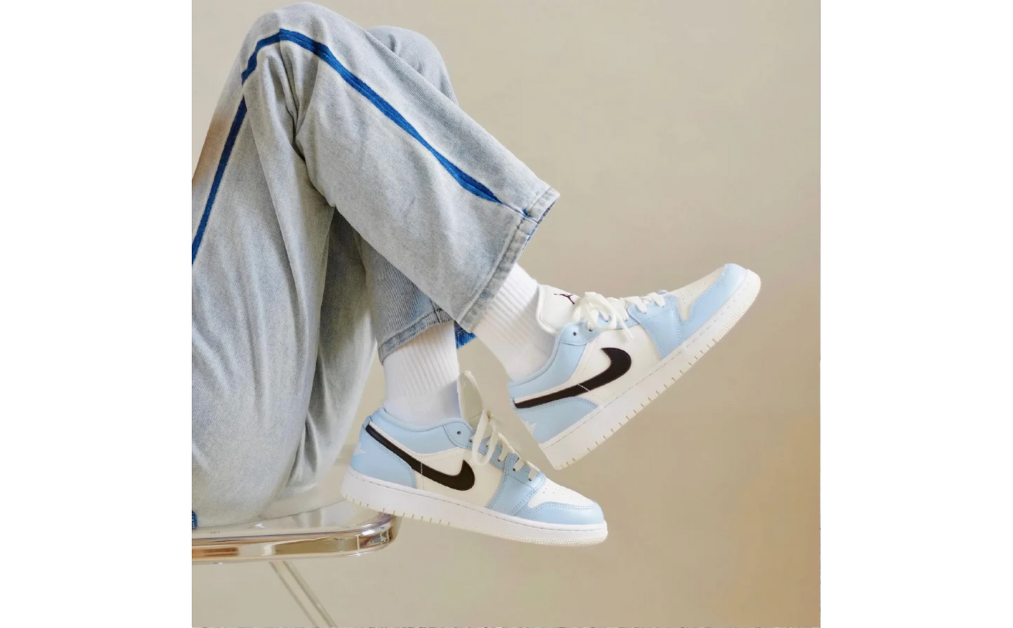 Jordan 1 Low Ice Blue Black