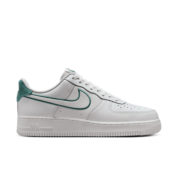 Nike Air Force 1 Low Resort and Sport