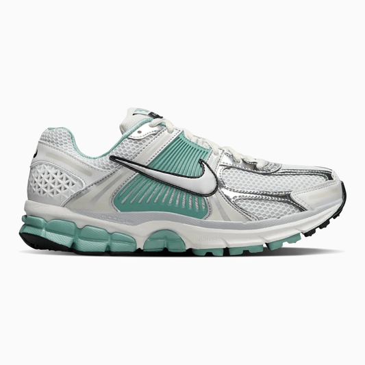 Nike Zoom Vomero 5 Wmns "Summit White Wolf Grey"