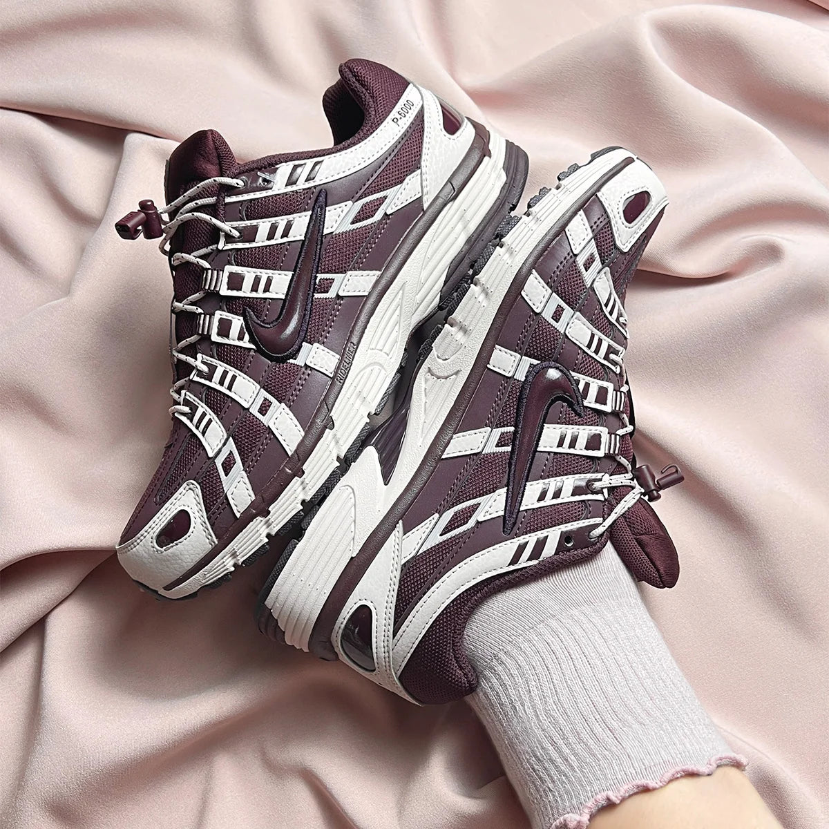 Nike P-6000 Silt Red Burgundy Crush (W)