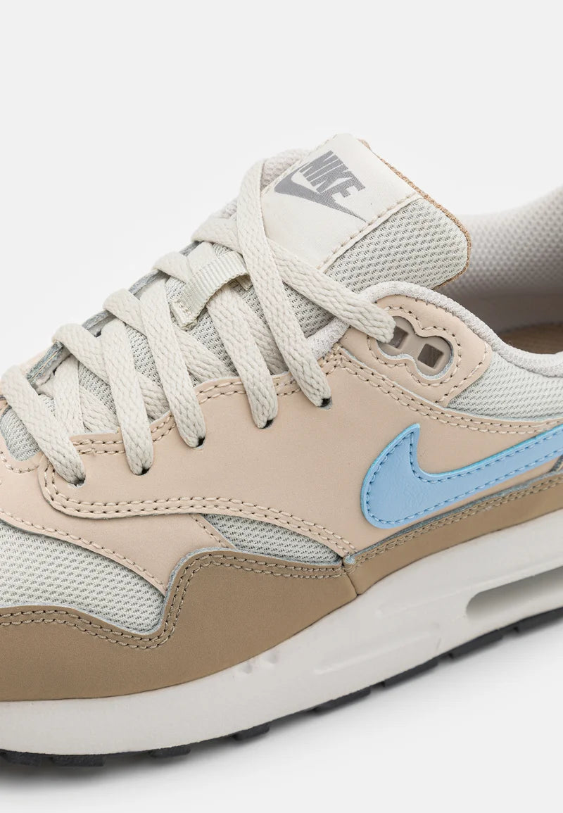 Nike Air Max 1 Essential Light Bone/Psychic Blue