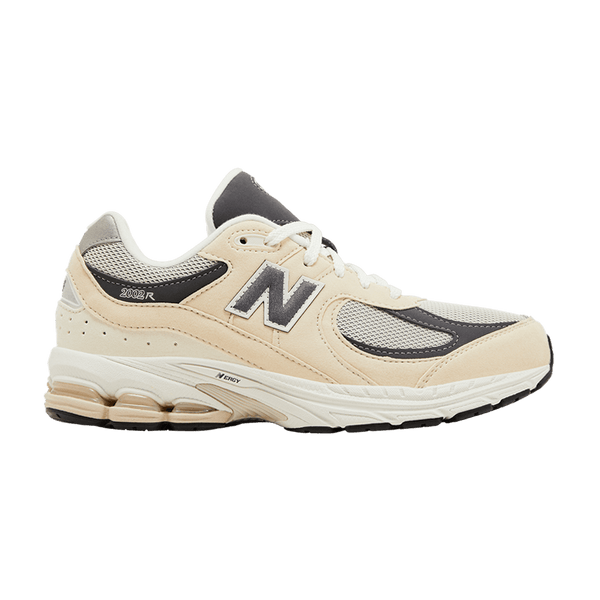 New Balance 2002R Sandstone Magnet (GS)