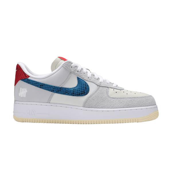 Nike Air Force 1 Low SP Undefeated 5 On It Dunk vs. AF1