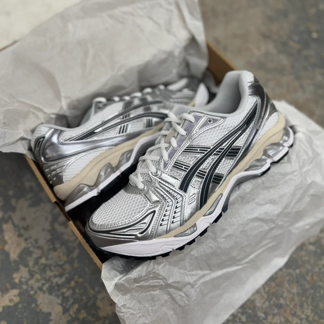 Asics Gel-Kayano 14 White Graphite Grey