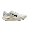 Nike Vomero 18 Summit White Coconut Milk