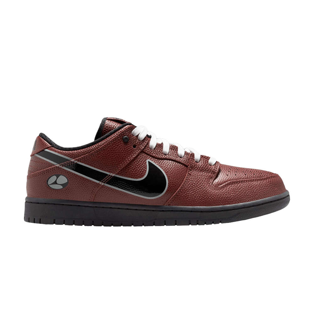 Nike SB Dunk Low Limosine Skateboards
