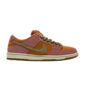 Nike SB Dunk Low Red Stardust