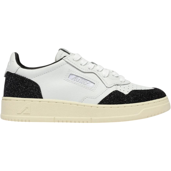 Autry Medalist Low Leather White / Stars Off Black (Women's)