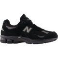 New Balance 2002R Gore-Tex Protection Pack Black Magnet